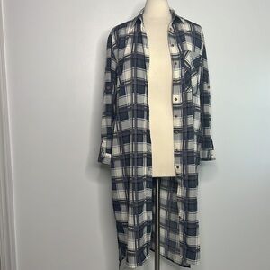 Entro wrap coat plaid shirt duster gray and tan lightweight women’s size medium